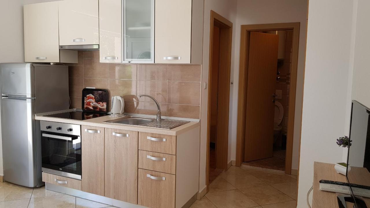 Ruzica Apartments Mirce エクステリア 写真