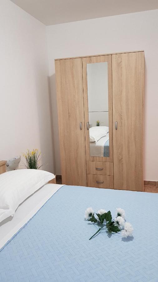 Ruzica Apartments Mirce エクステリア 写真