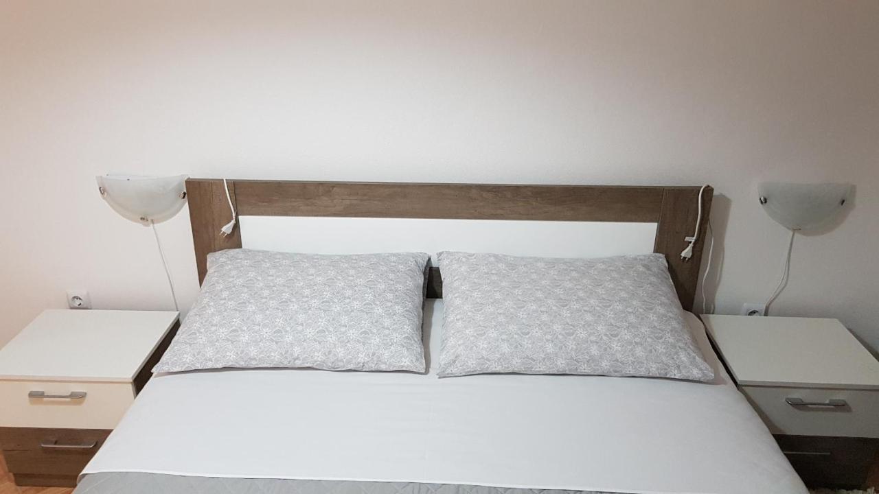 Ruzica Apartments Mirce エクステリア 写真