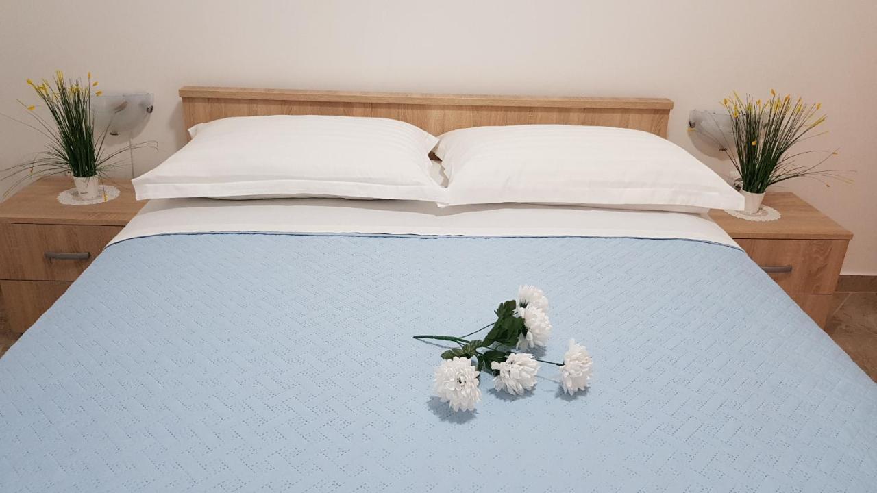 Ruzica Apartments Mirce エクステリア 写真